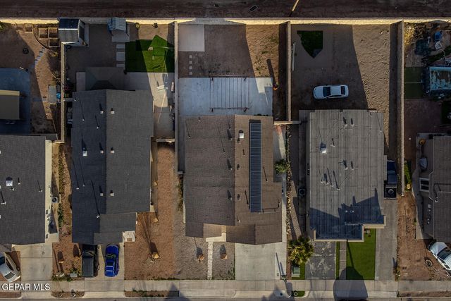 810 VILLAS DEL SOL Road, Socorro, TX 79927