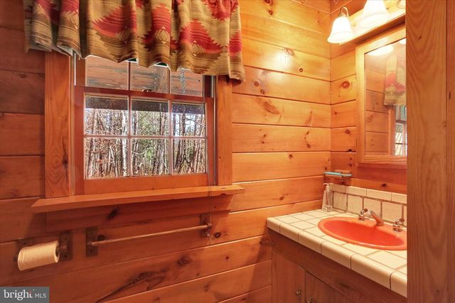 1895 ARTEMAS RD, Artemas, PA 17211