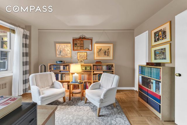 4555 Henry Hudson Parkway W A310, New York City, NY 10471