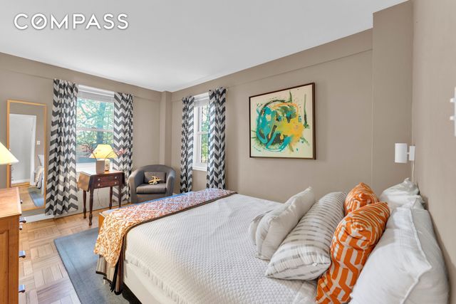 4555 Henry Hudson Parkway W A310, New York City, NY 10471