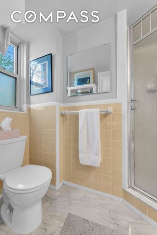 4555 Henry Hudson Parkway W A310, New York City, NY 10471