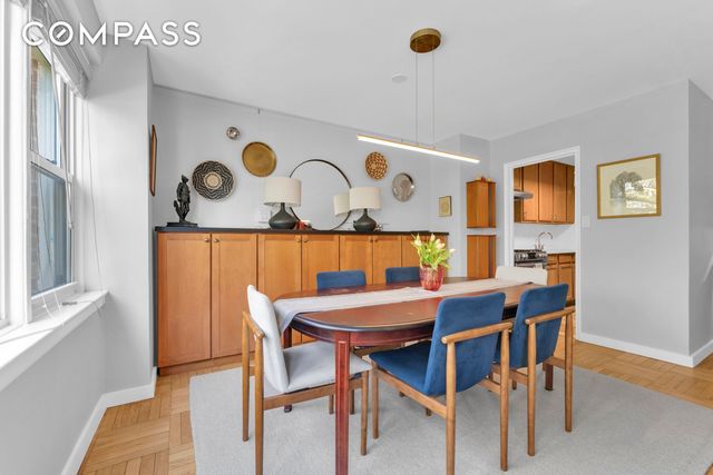 4555 Henry Hudson Parkway W A310, New York City, NY 10471
