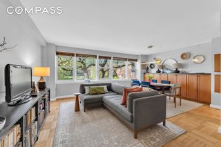 4555 Henry Hudson Parkway W A310, New York City, NY 10471