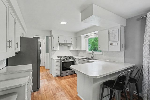 4175 120th Avenue, Holland, MI 49424