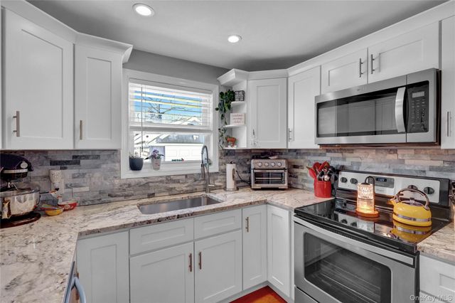 522 Browns Road, Nesconset, NY 11767