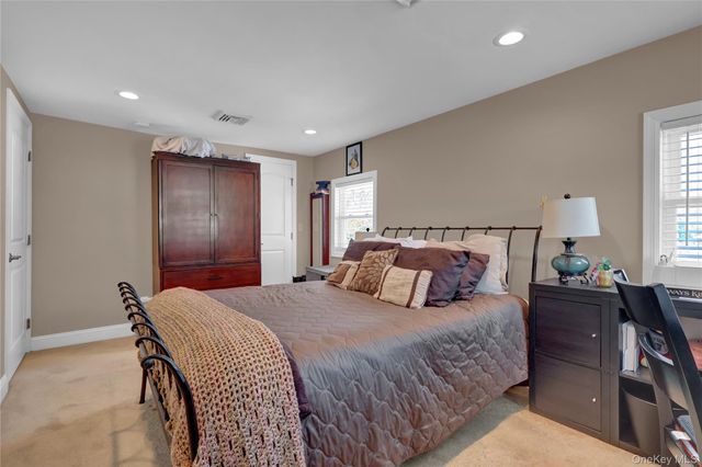 522 Browns Road, Nesconset, NY 11767