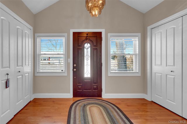 522 Browns Road, Nesconset, NY 11767