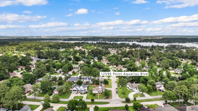 12596 Point Aquarius Boulevard, Willis, TX 77318