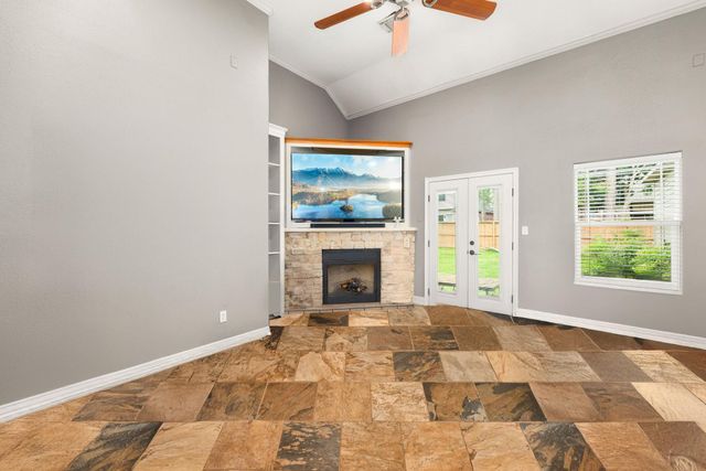 12596 Point Aquarius Boulevard, Willis, TX 77318