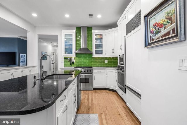 24 SEMINARY DR, Lutherville Timonium, MD 21093