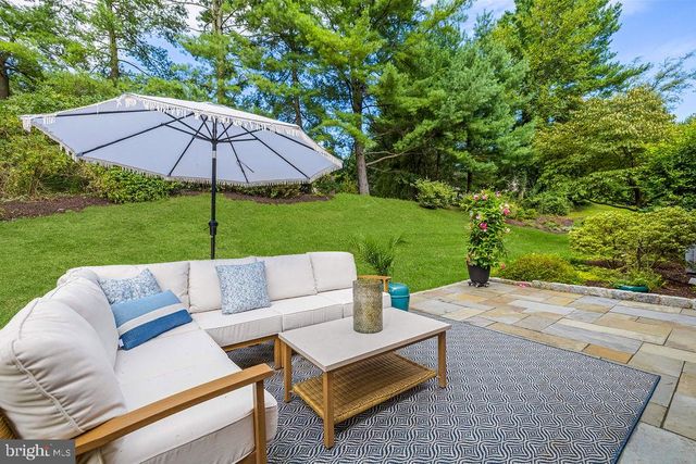 24 SEMINARY DR, Lutherville Timonium, MD 21093