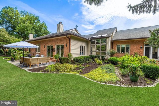 24 SEMINARY DR, Lutherville Timonium, MD 21093
