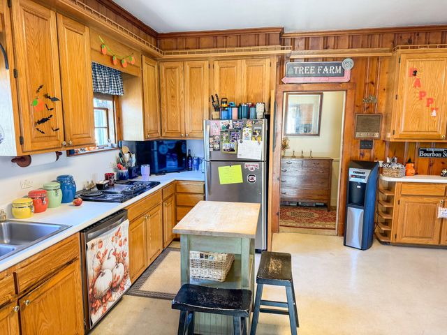 360 Bridge Street, Branchville, SC 29432