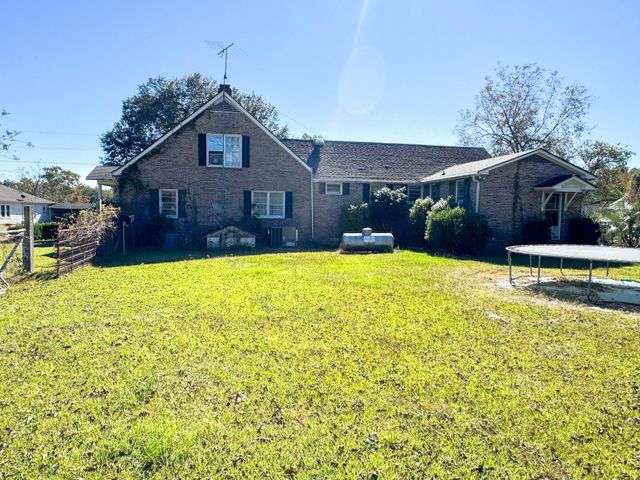 360 Bridge Street, Branchville, SC 29432