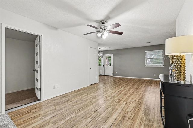 403 Vickie Drive, Yukon, OK 73099