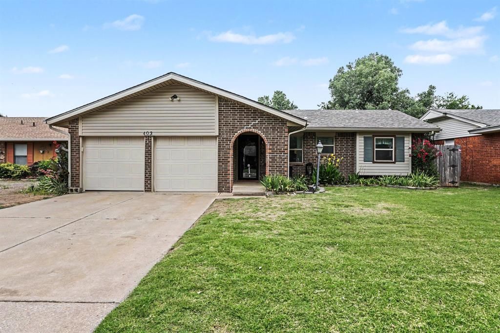 403 Vickie Drive, Yukon, OK 73099