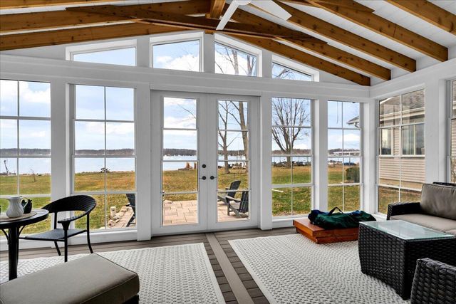 468 Pentecost Highway, Franklin Twp, MI 49265