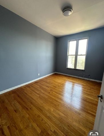 5943 S Indiana Avenue 3, Chicago, IL 60637