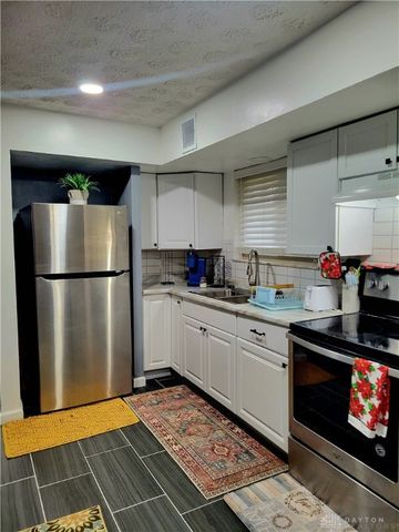 3593 Saint James Avenue, Dayton, OH 45406