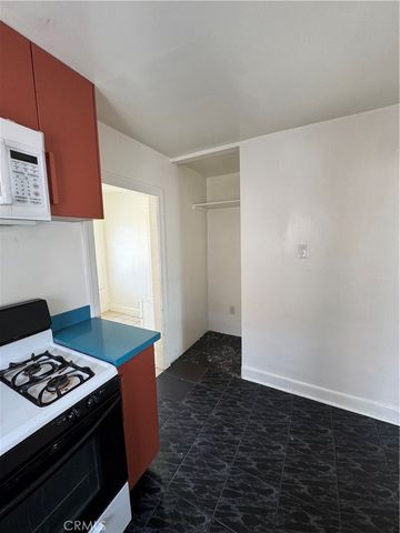 5819 4th Avenue 3, Los Angeles, CA 90043