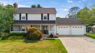 407 Foxchase Court, Versailles, KY 40383