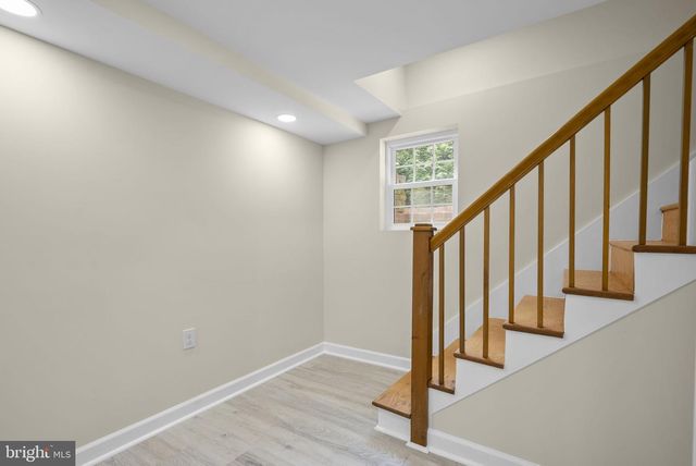 5711 WYNGATE DR, Bethesda, MD 20817