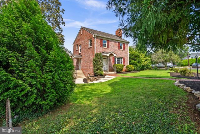 5711 WYNGATE DR, Bethesda, MD 20817