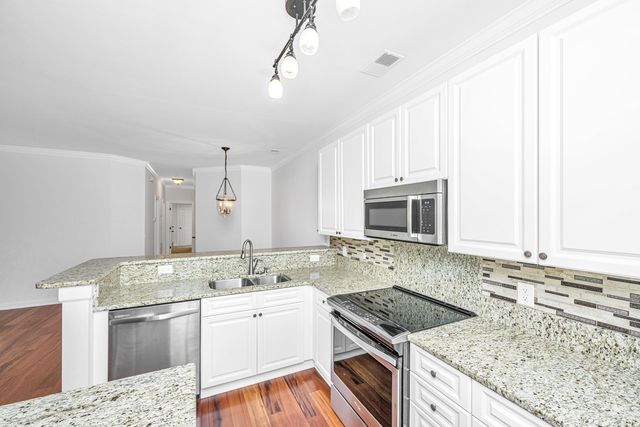 1476 Belcourt Lane, Mount Pleasant, SC 29466