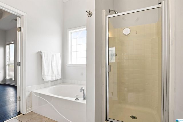 2042 FOREST LAKES LANE, Sterrett, AL 35147