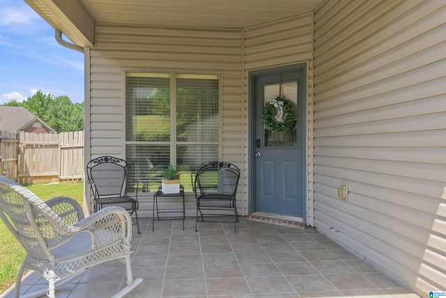 2042 FOREST LAKES LANE, Sterrett, AL 35147