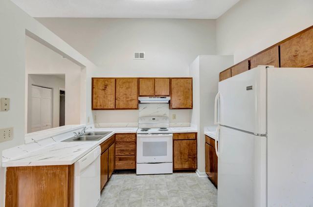 155 Manchester Road, Summerville, SC 29486