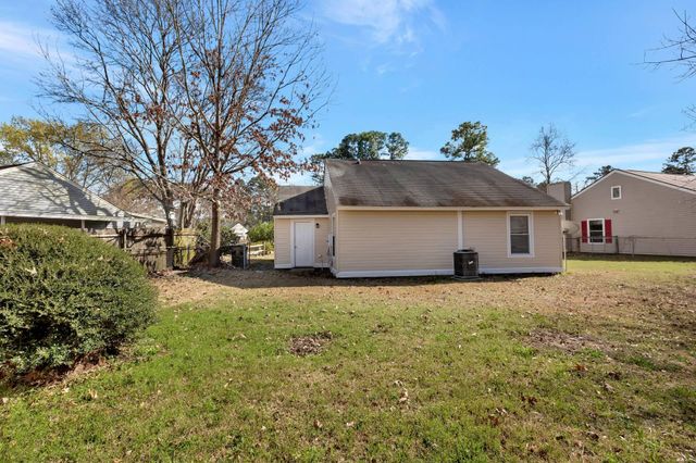 155 Manchester Road, Summerville, SC 29486