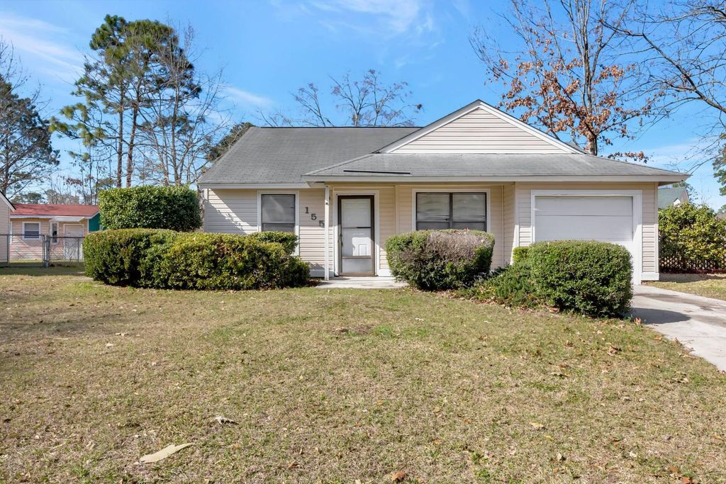 155 Manchester Road, Summerville, SC 29486