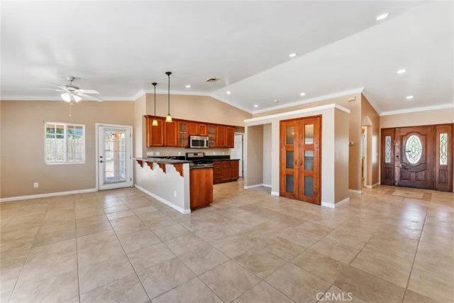 10206 Evelyn, California City, CA 93505