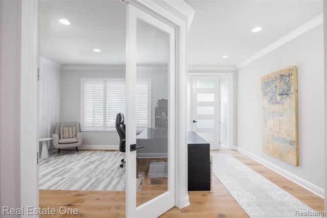 4715 Tonawanda Avenue, Royal Oak, MI 48073