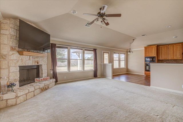 104 S Buckboard, Liberty Hill, TX 78642