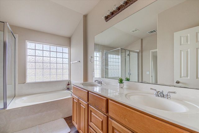 104 S Buckboard, Liberty Hill, TX 78642