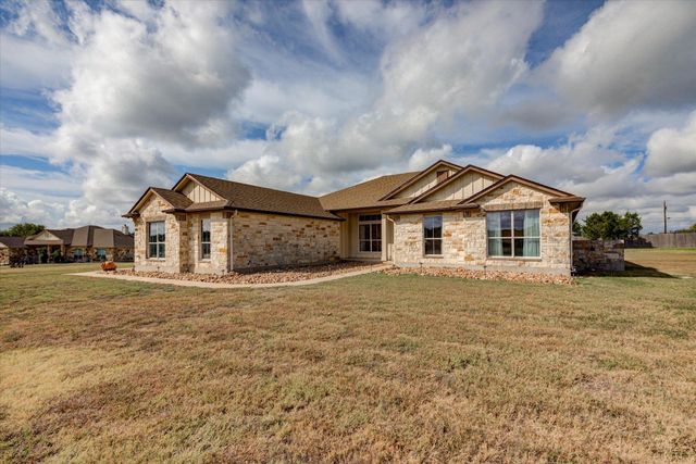 104 S Buckboard, Liberty Hill, TX 78642