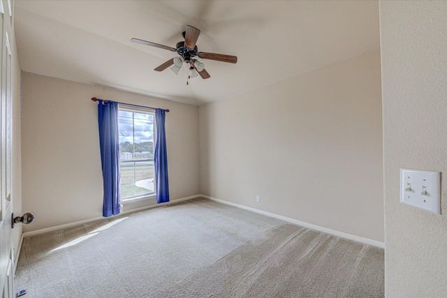 104 S Buckboard, Liberty Hill, TX 78642