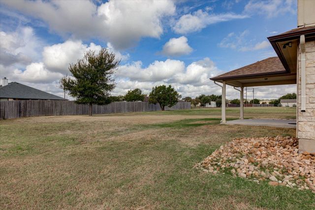 104 S Buckboard, Liberty Hill, TX 78642