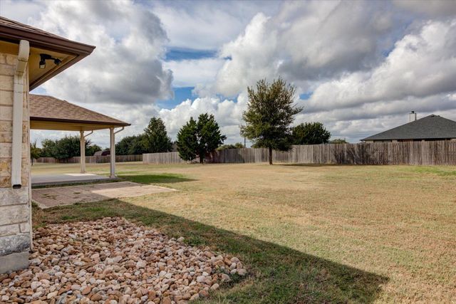 104 S Buckboard, Liberty Hill, TX 78642