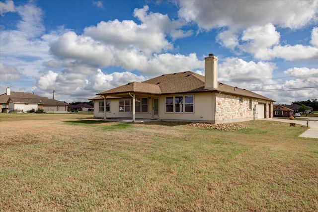 104 S Buckboard, Liberty Hill, TX 78642