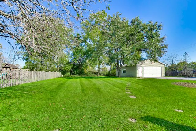 544 Fox Glove Lane, Barrington, IL 60010