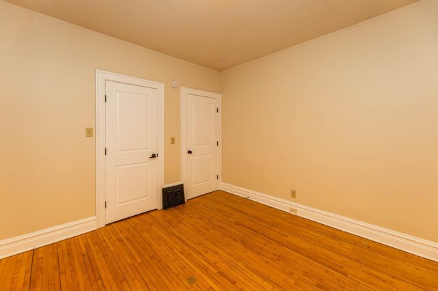 3946 Fremont Avenue N, Minneapolis, MN 55412