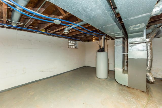 3946 Fremont Avenue N, Minneapolis, MN 55412