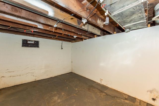 3946 Fremont Avenue N, Minneapolis, MN 55412