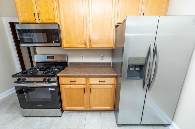 3946 Fremont Avenue N, Minneapolis, MN 55412