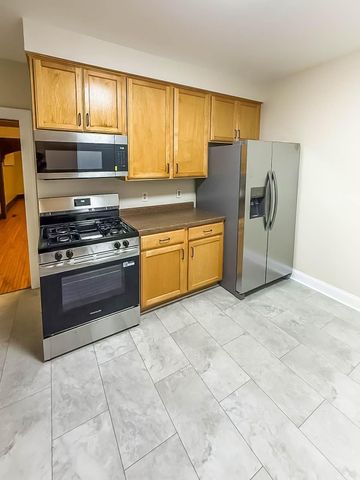 3946 Fremont Avenue N, Minneapolis, MN 55412