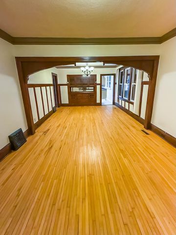 3946 Fremont Avenue N, Minneapolis, MN 55412