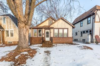3946 Fremont Avenue N, Minneapolis, MN 55412